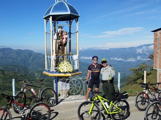 Explore redspokes' Colombia Bicycle Tours